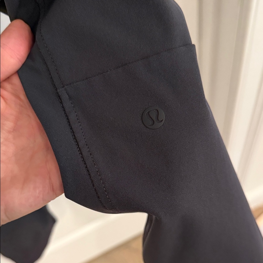 Men's Dark Grey lululemon Jogger Pants L EUC - Picture 2 of 6